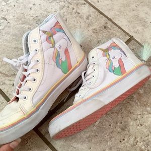 Girls UNICORN VANS!